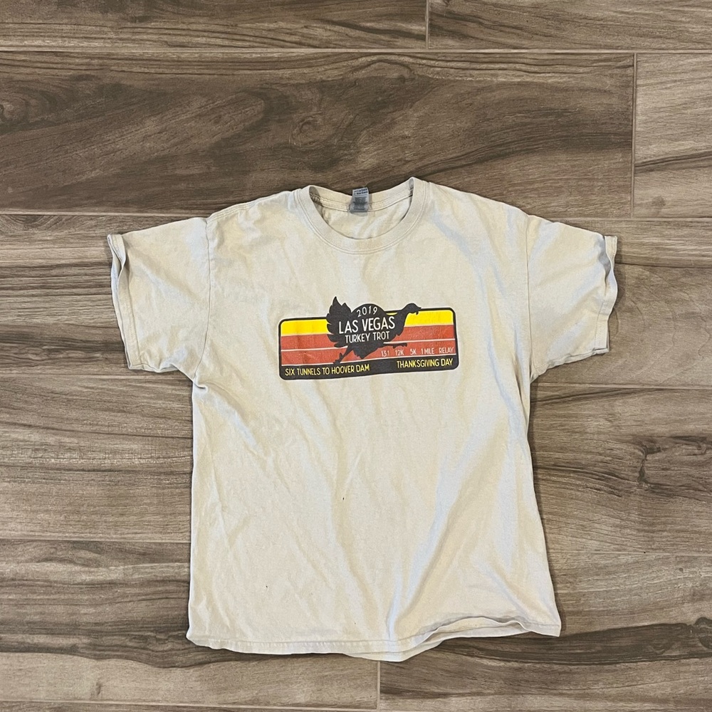 tee shirt